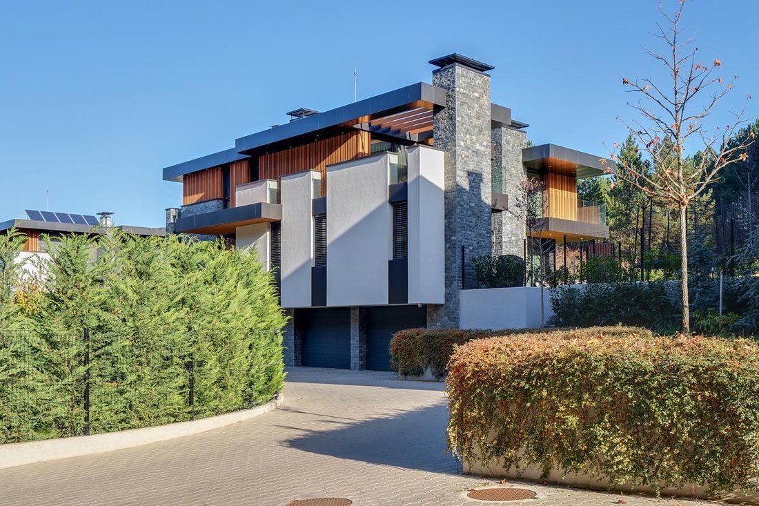 House in Sofia, Sofia City Province, Bulgaria 2 - 14443723