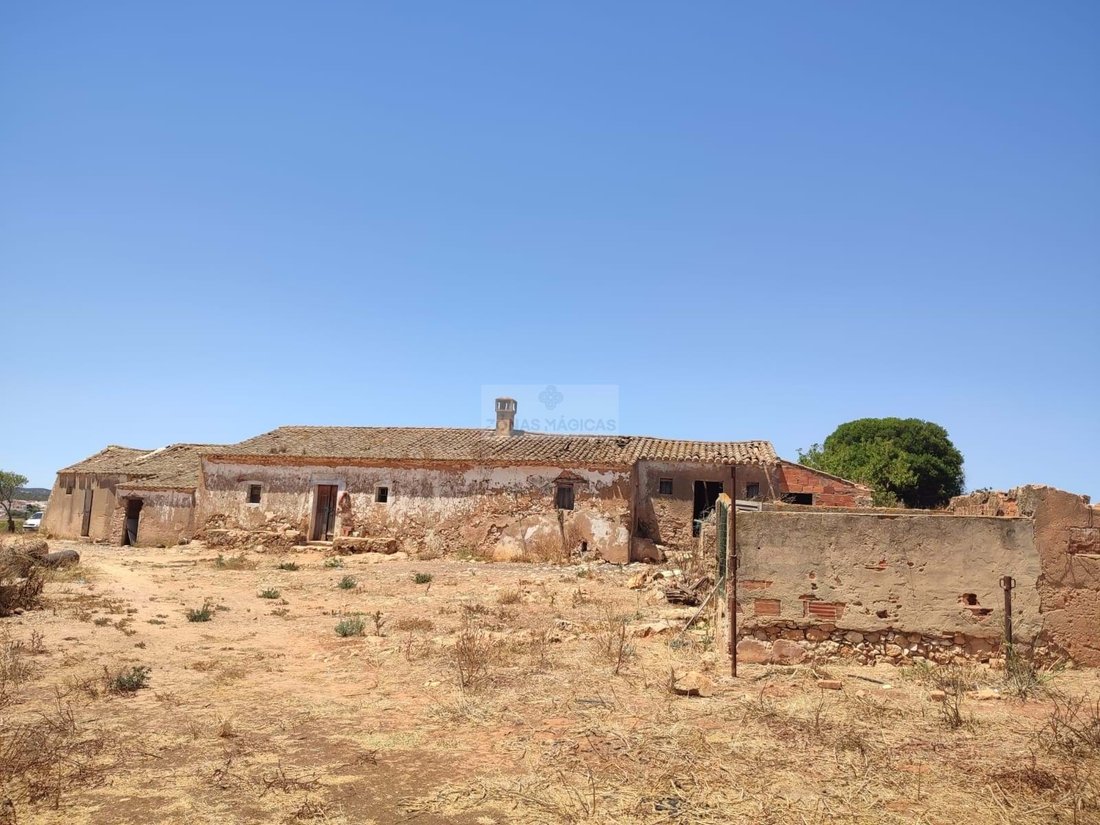 Farm Ranch in Praia da Luz, Algarve, Portugal 1 - 14506919