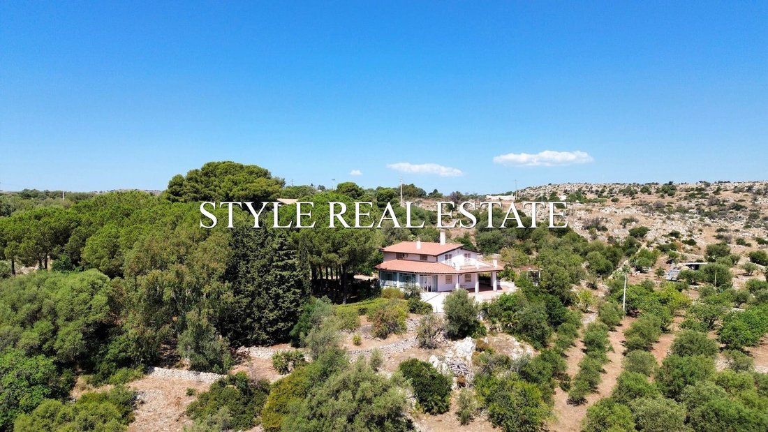 Villa in Center, Noto, Sicily 4 - 13392113