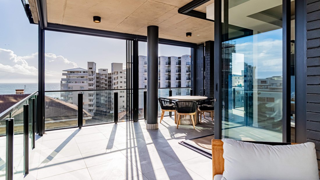 Curated visual reference: Picture Idea: The Pinnacle Of Luxury Living At The In Cape Town