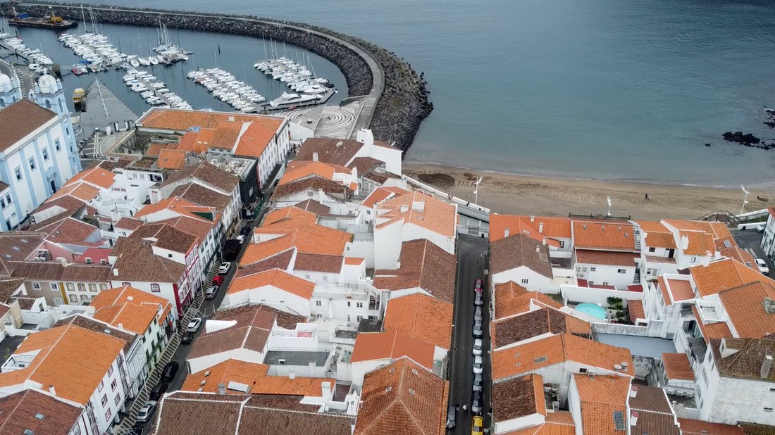 Haus in Angra do Heroísmo, Azoren, Portugal 2 - 14514204