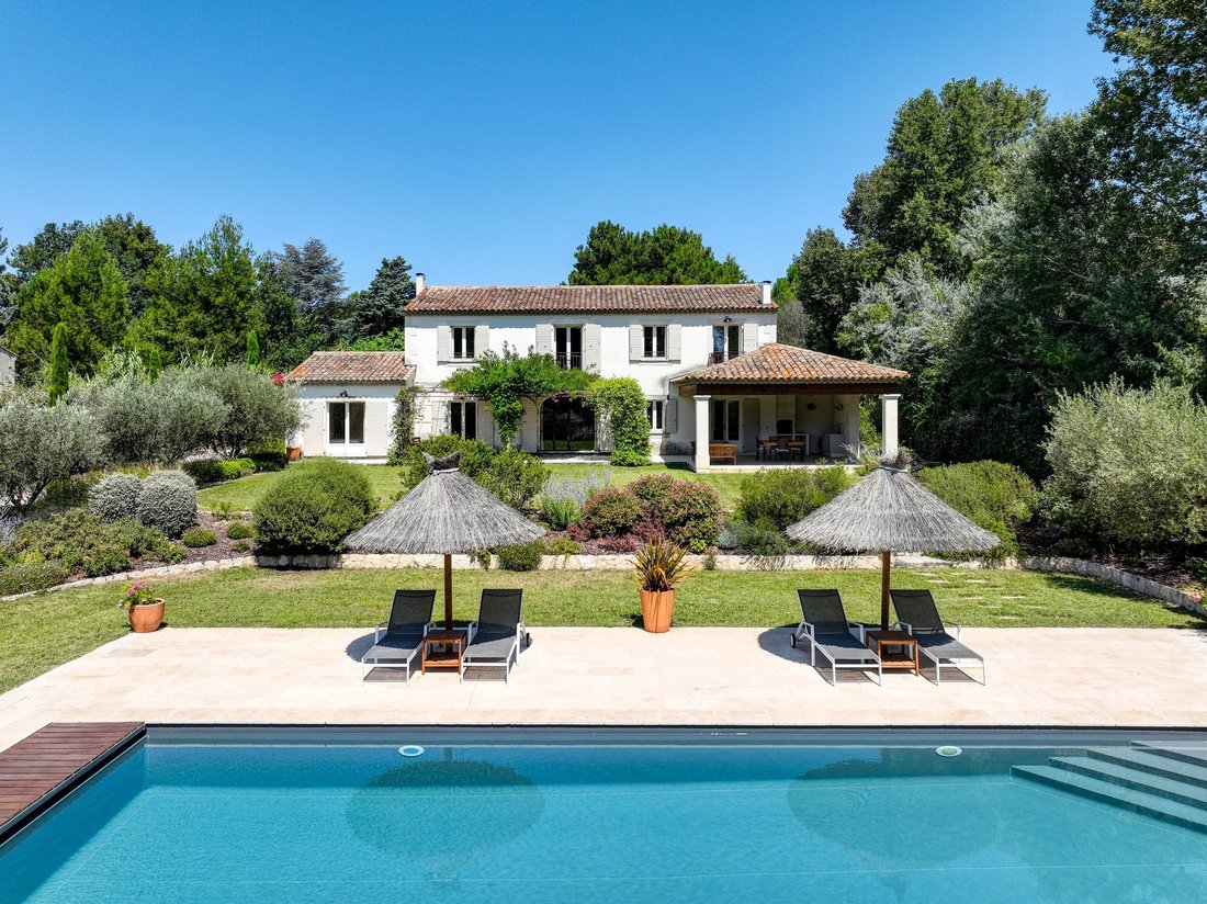 House in Saint-Rémy-de-Provence, Provence-Alpes-Côte d'Azur, France 1 - 14481575