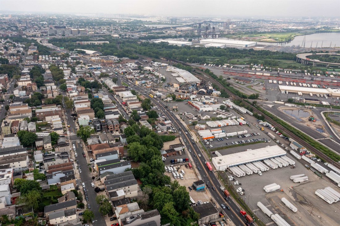 Land in Jersey City, New Jersey, United States 4 - 14514320