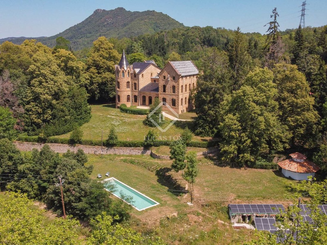 Whispers of Catalonia: A 1894 Castle Crowned in Time’s Grace