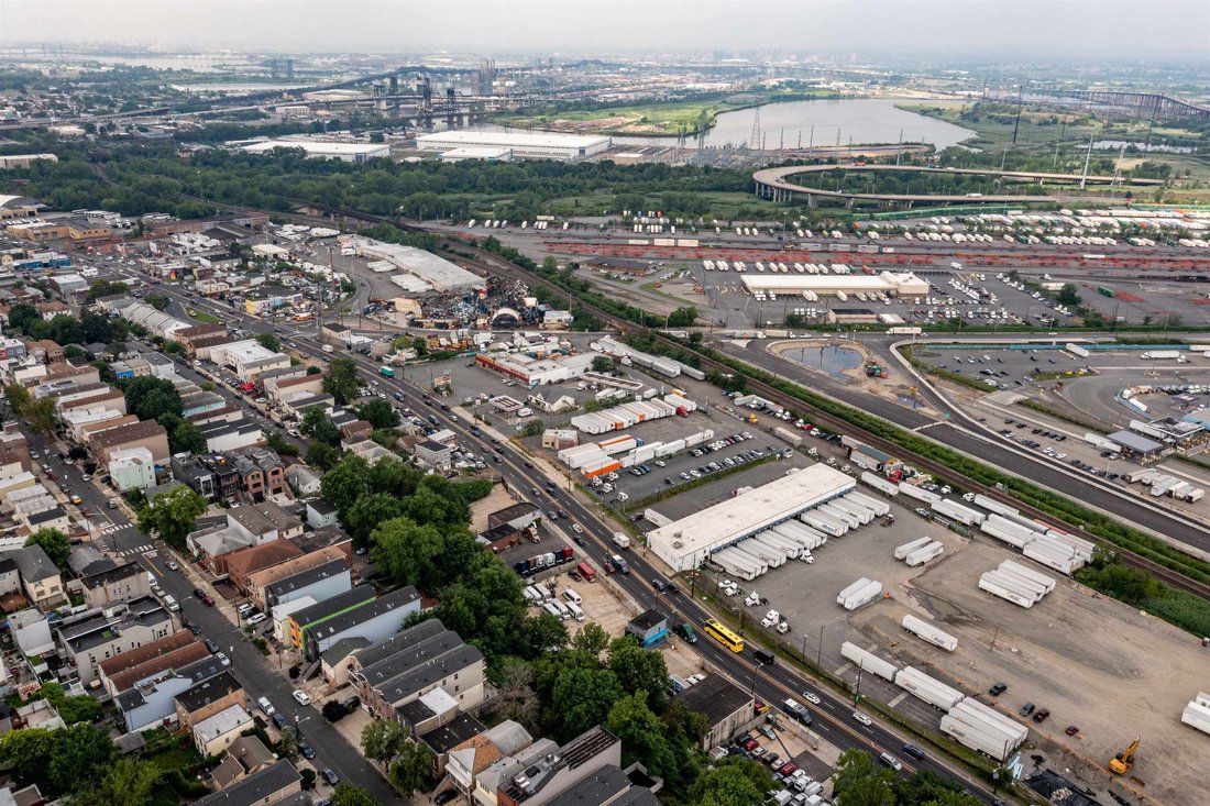 Land in Jersey City, New Jersey, United States 5 - 14514320