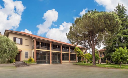 Villa in Bellusco, Lombardei, Italien 1
