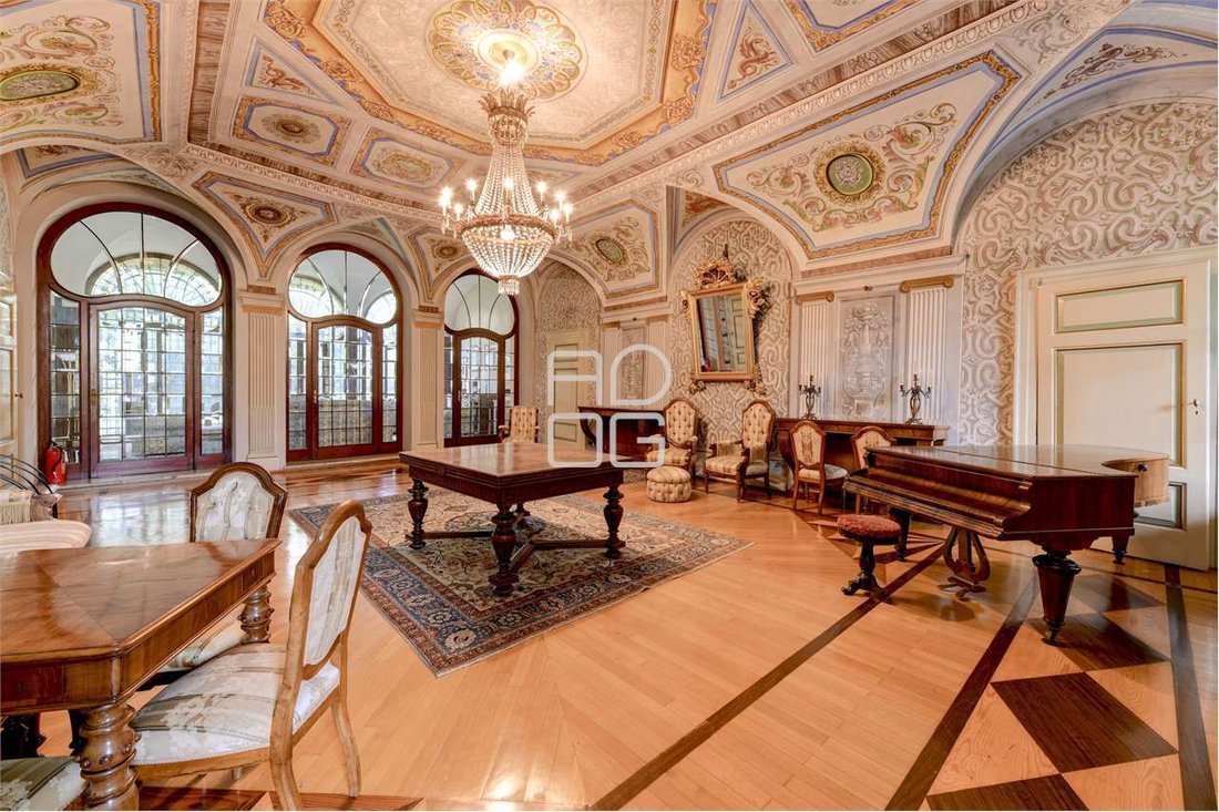 Villa in Historic Center, Lonato del Garda, Lombardy 2 - 14516090