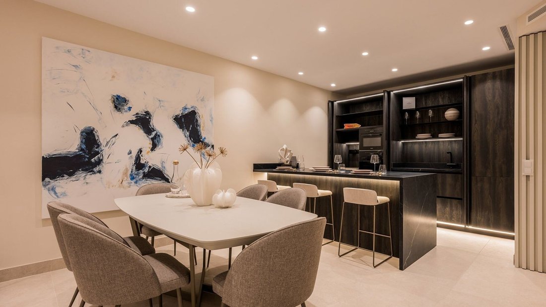 Apartment in Gualdalmansa, Estepona, Andalusia 2 - 14515017