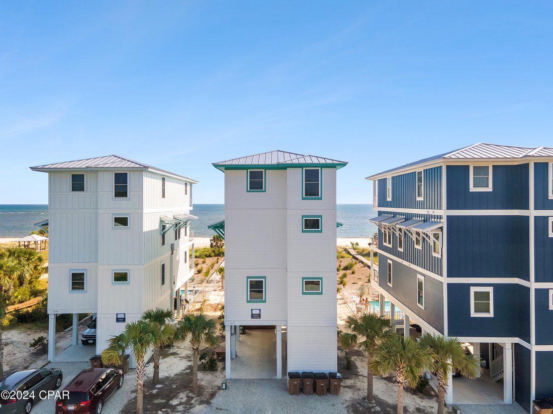 House in Port St. Joe, Florida, United States 2 - 14514354