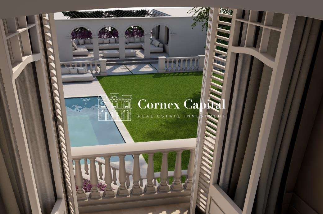 Luxury Duplex With Amazing Private 300sqm Garden In Barcelona