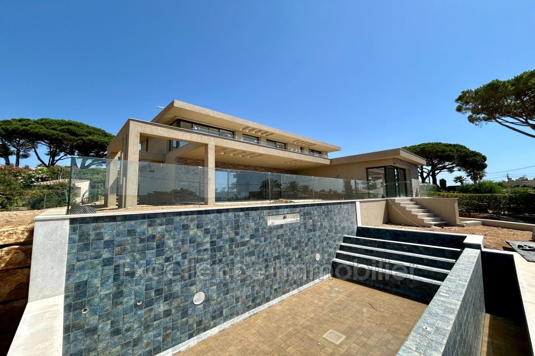 Villa in Ville-Les Saquedes-Le Bouillonnet, Sainte-Maxime, France 5 - 13899259