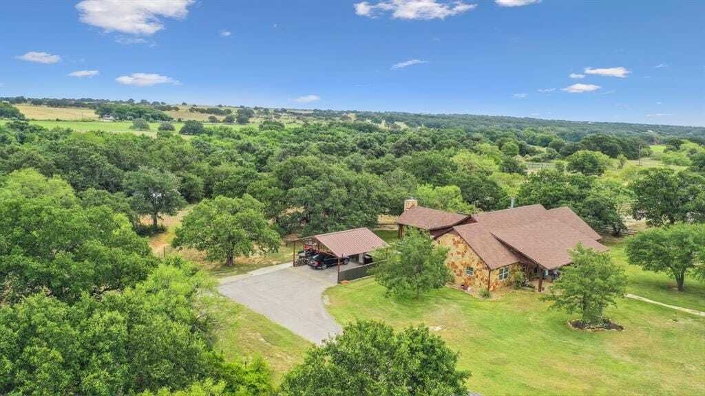 40 Acre Ranch With Custom Stone Home In Springtown, Texas, United ...
