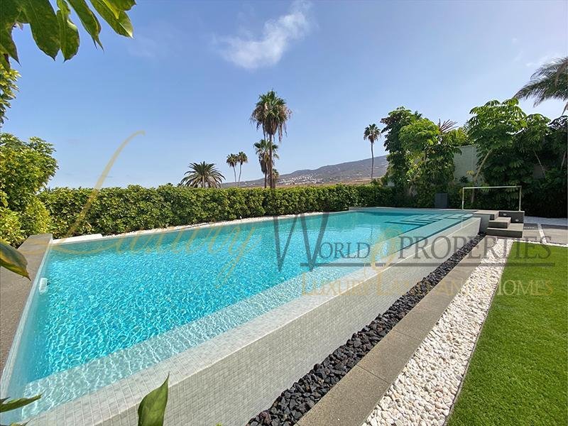 Villa in La Caleta, Adeje, Canary Islands 4 - 14524461