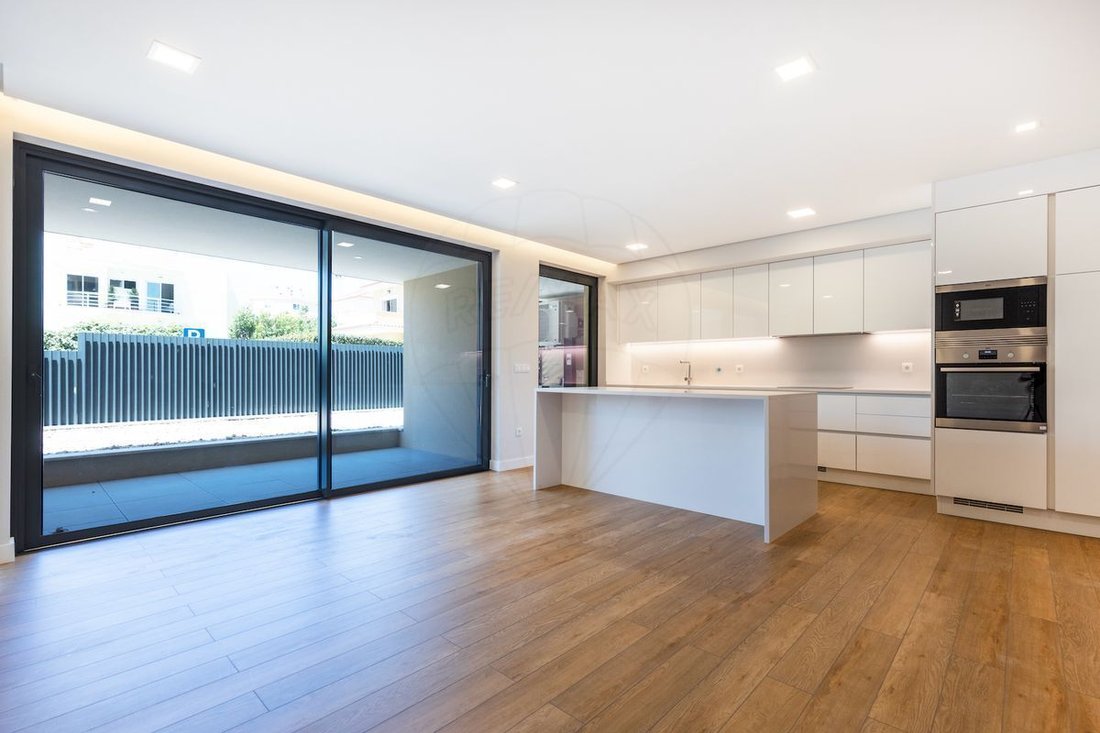 Apartment in Parede, Lisbon, Portugal 5 - 14523620