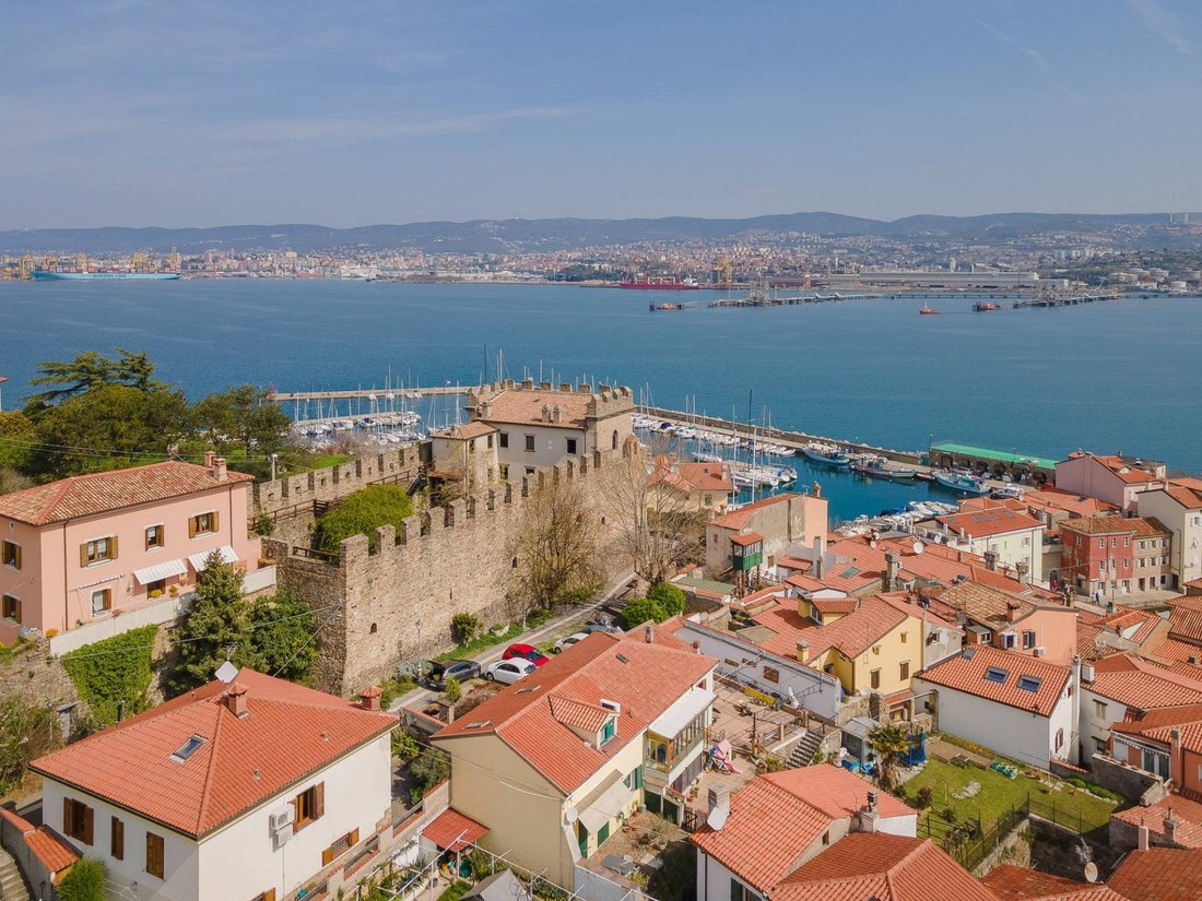 château à Muggia, Frioul-Vénétie julienne, Italie 4 - 14523382
