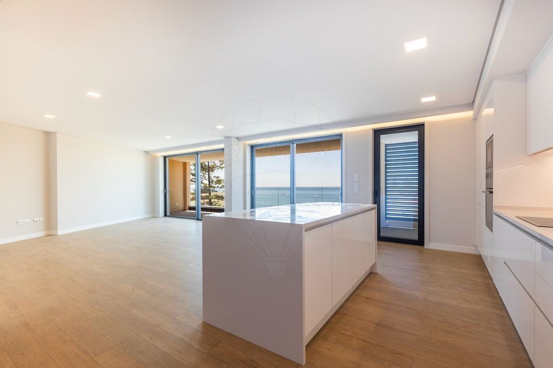 Apartment in Parede, Lisbon, Portugal 3 - 14523547