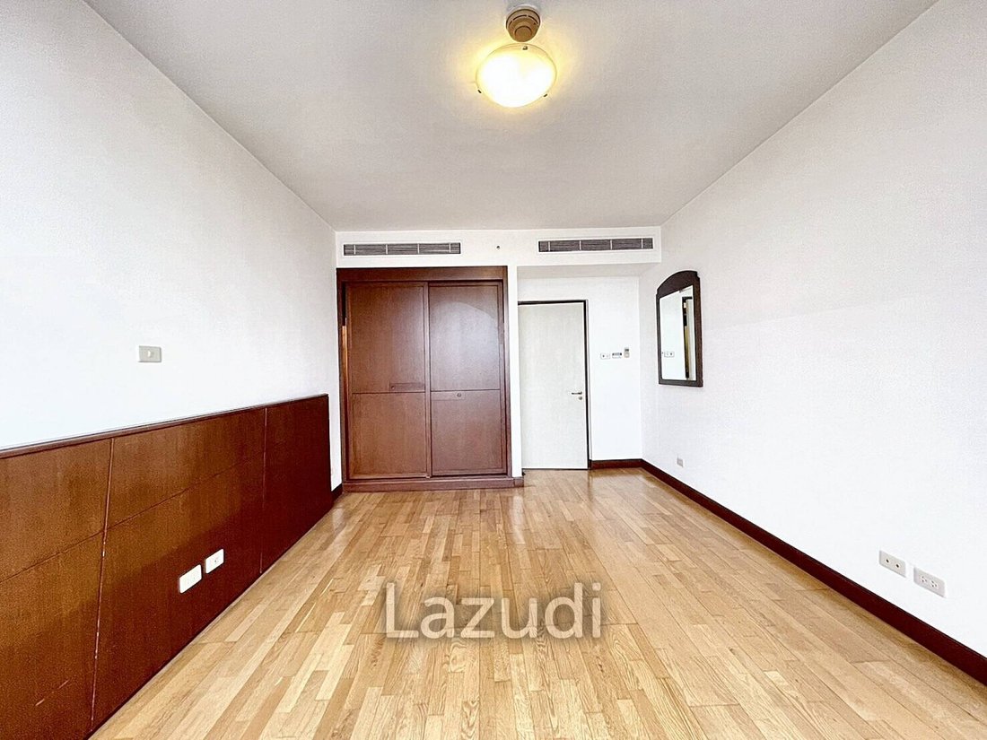 Apartment in Bangkok, Krung Thep Maha Nakhon, Thailand 3 - 14523866