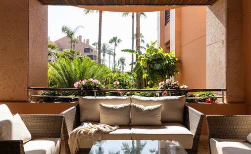 Apartamento en Nueva Andalucía, Marbella, España 1