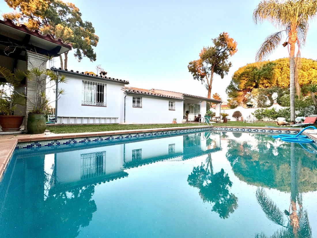 Villa in Estepona, Andalusia, Spain 3 - 14522520
