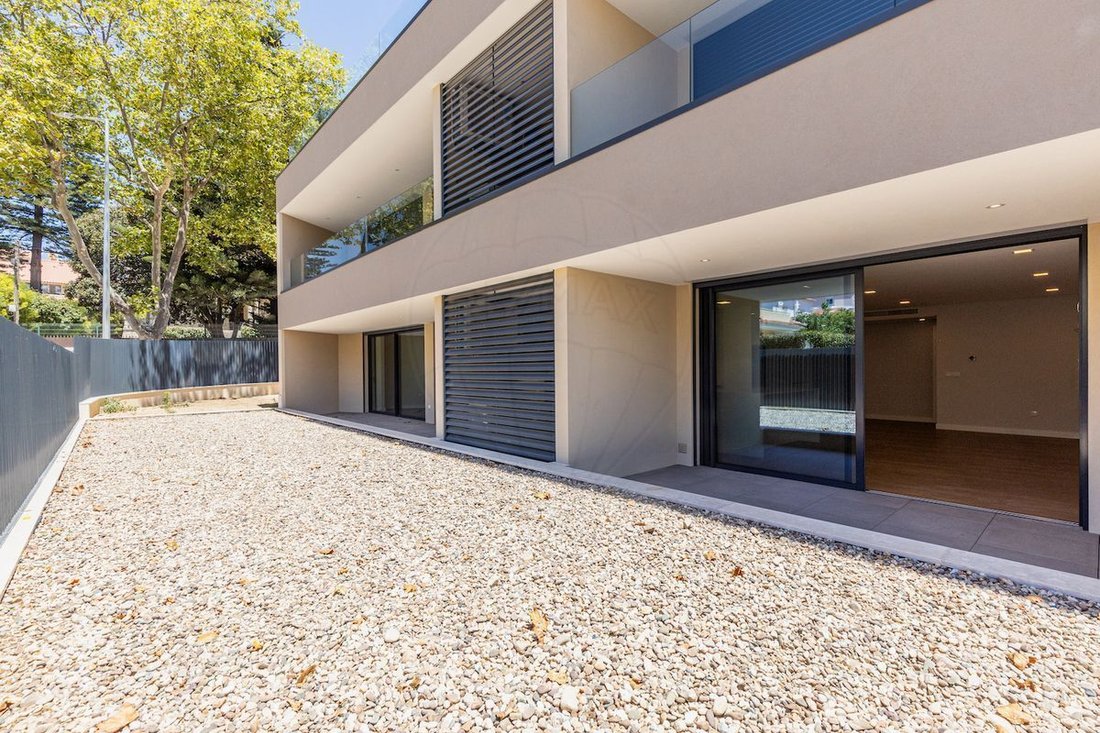 Apartment in Parede, Lisbon, Portugal 2 - 14523620