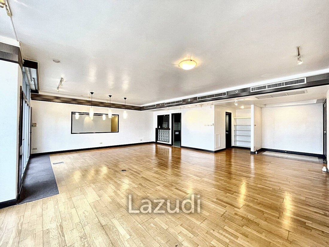 Apartment in Bangkok, Krung Thep Maha Nakhon, Thailand 4 - 14523909