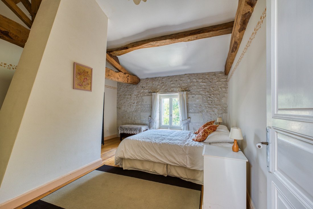 House in Saint-Dizant-du-Gua, Nouvelle-Aquitaine, France 4 - 14521931