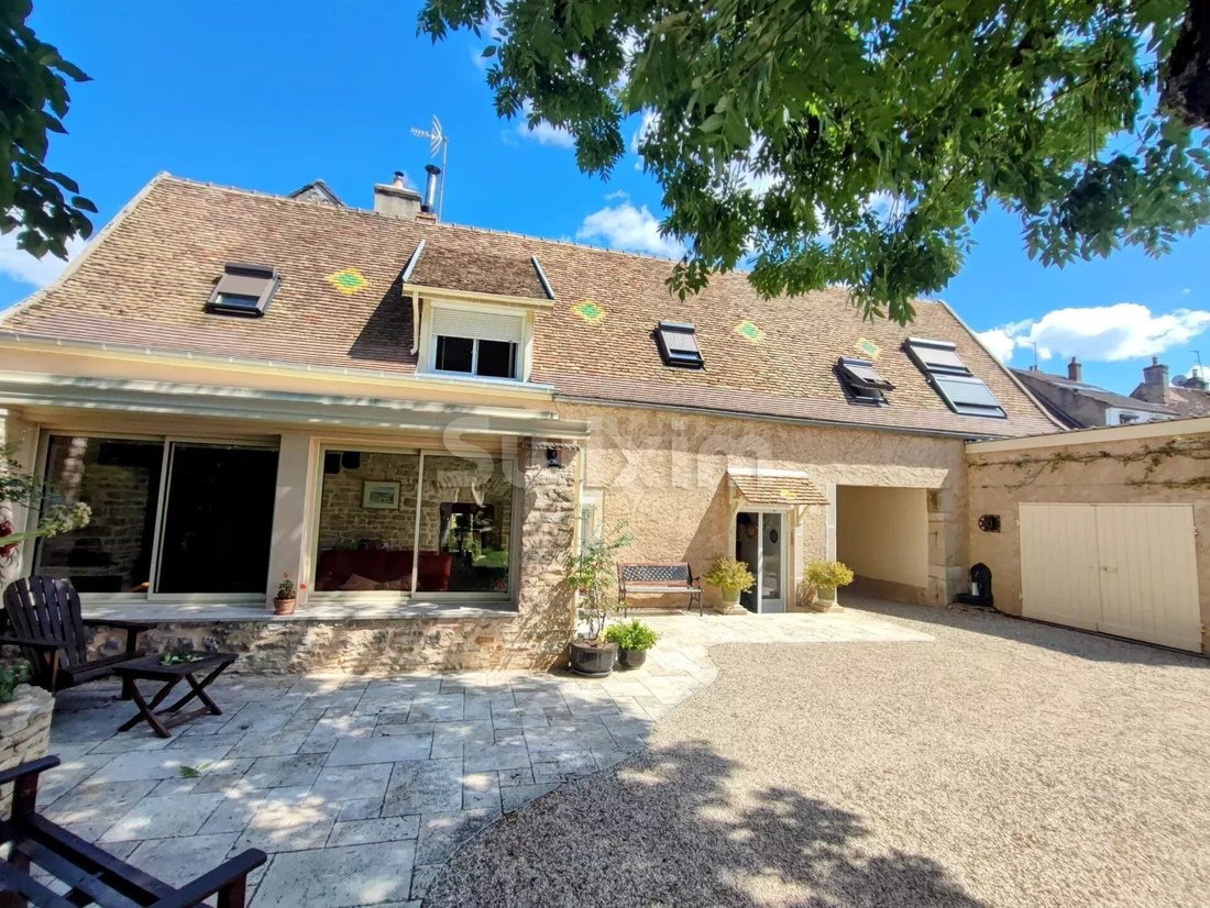 House in Centre Ville, Beaune, France 1 - 14494899