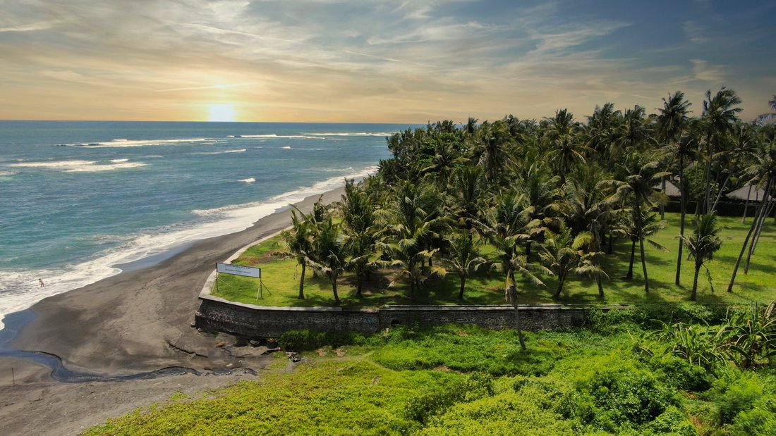 Land in Mengwi, Bali, Indonesia 3 - 14529287