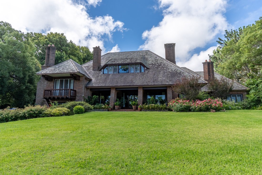 Chalet in Punta del Este, Maldonado Department, Uruguay 4 - 14525691