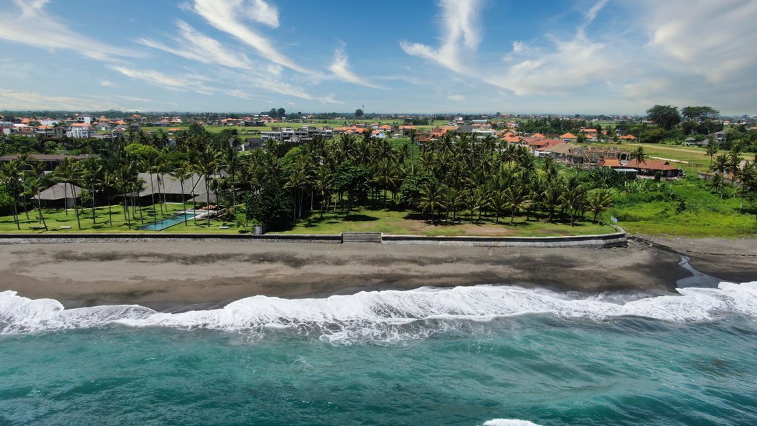 Land in Mengwi, Bali, Indonesia 1 - 14529287