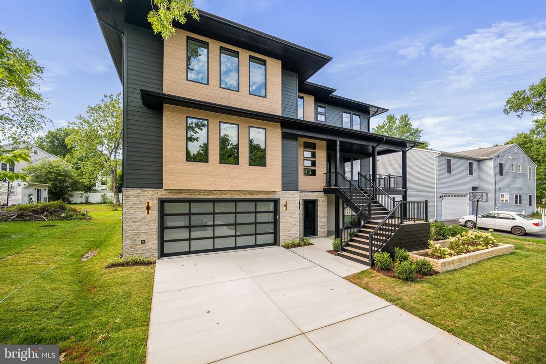 House Falls Church In Pimmit Hills, Virginia, United States For Sale