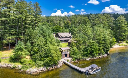 House in Schroon Lake, New York, United States 1