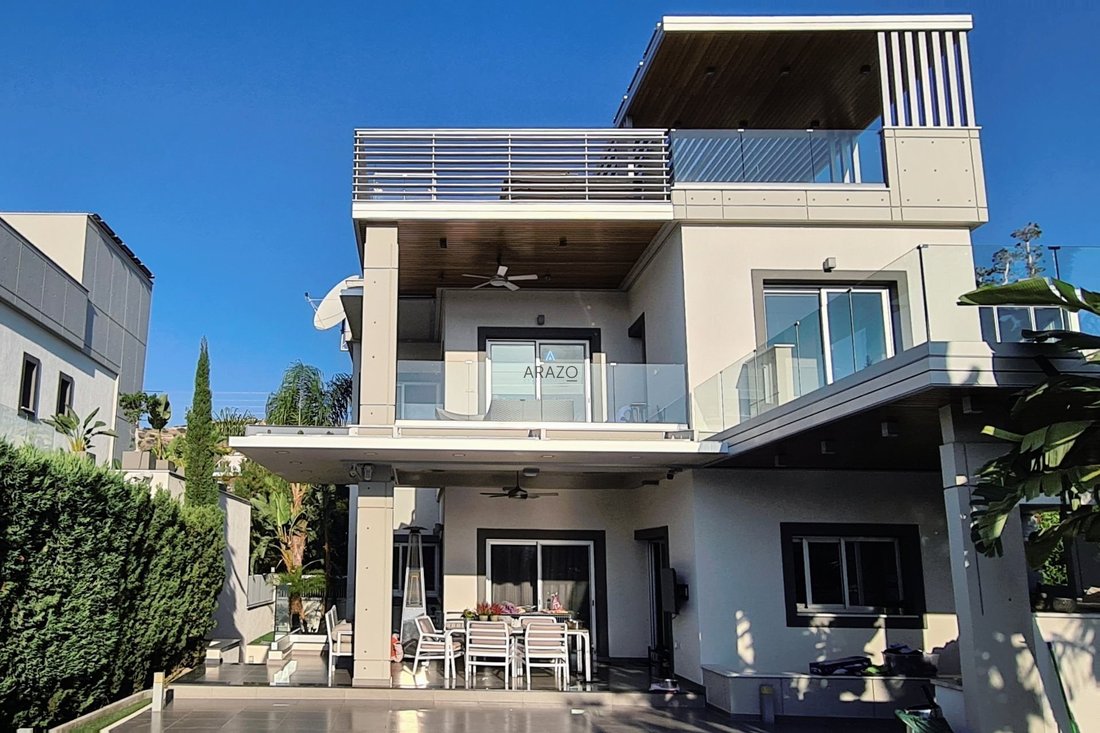 Villa in Agios Tychon, Limassol, Cyprus 1 - 14526795