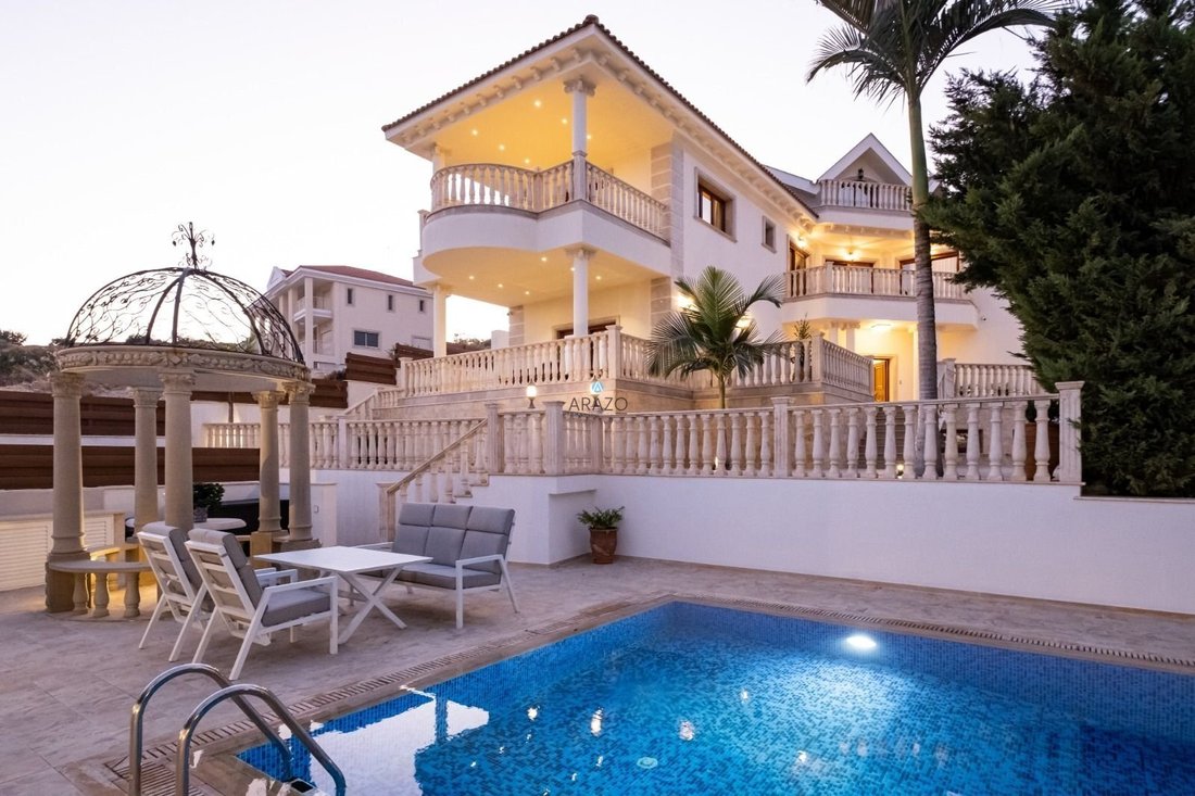 Villa in Mouttagiaka, Limassol, Cyprus 4 - 14526750