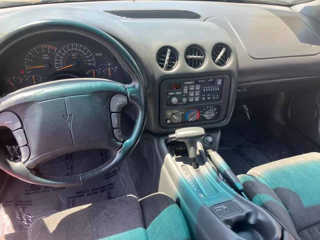 Coupe in Oxnard, CA, United States 5 - 14528077