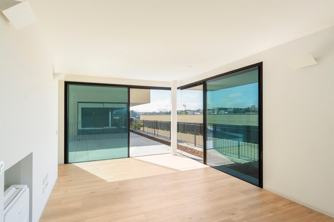 House in Santa Marinha e Sao Pedro da Afurada, Porto District, Portugal 1 - 14527639