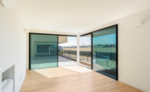 House in Santa Marinha e Sao Pedro da Afurada, Porto District, Portugal 1