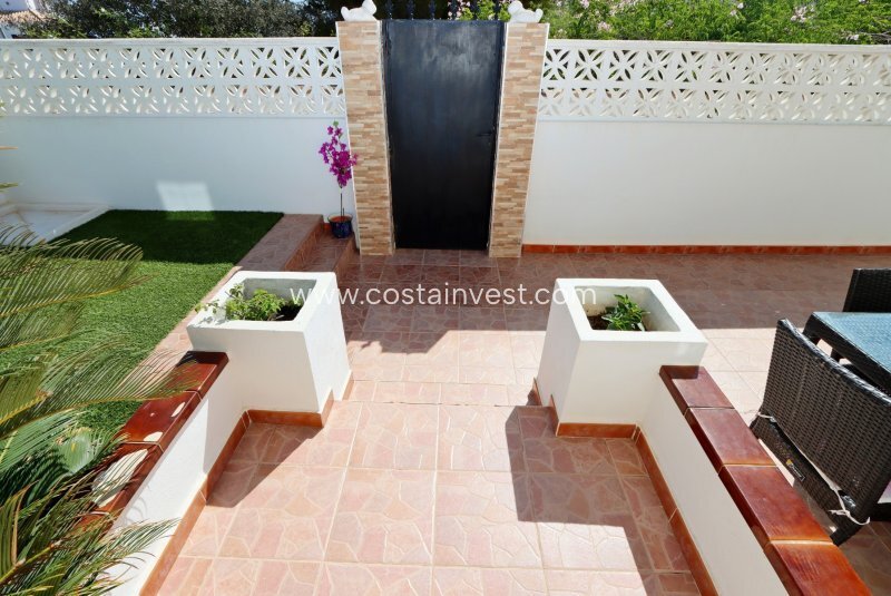 Villa in Torrevieja, Valencian Community, Spain 2 - 14526411