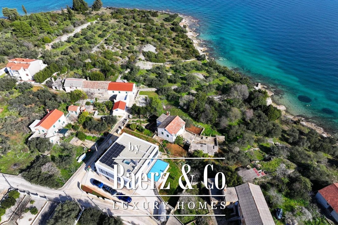 Villa in Lukoran, Zadar County, Croatia 1 - 14527481