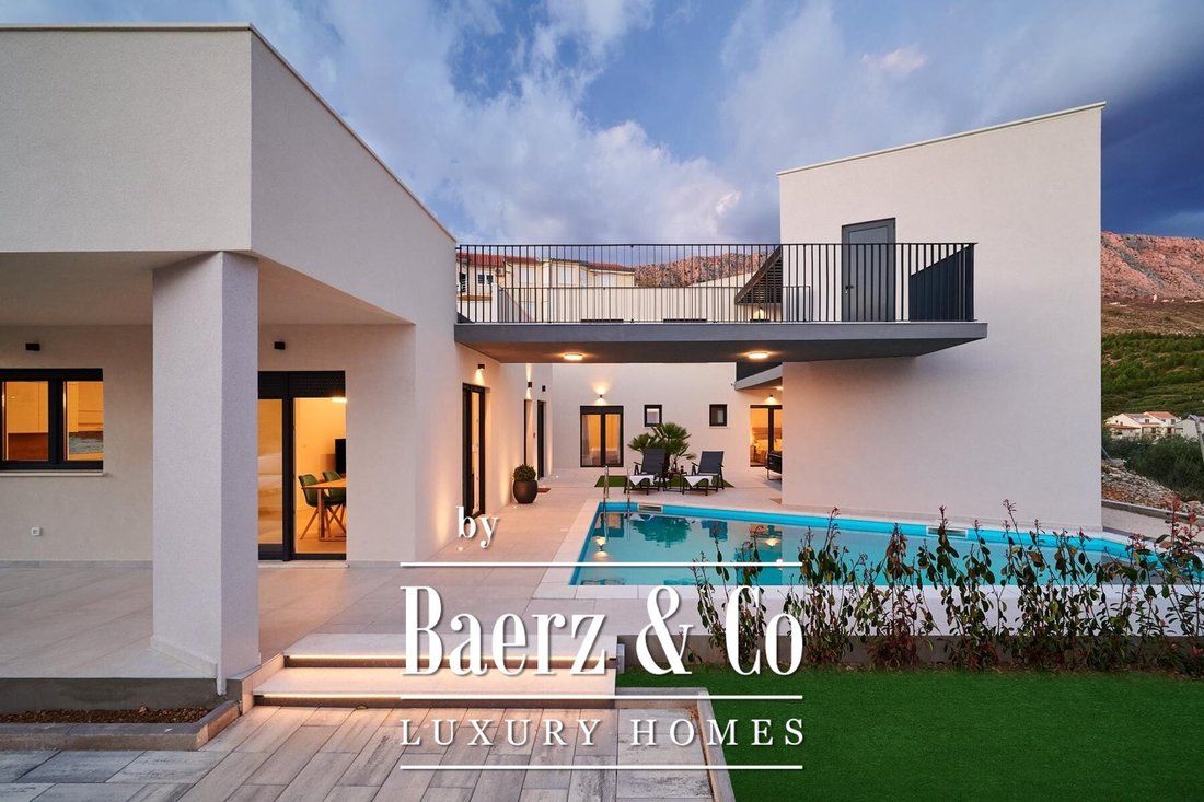 Villa in Dugi Rat, Split-Dalmatia County, Croatia 2 - 14527493