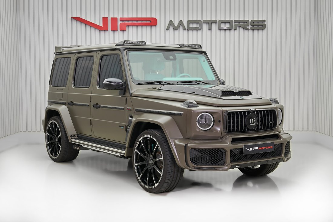 Suv in Dubai, Dubai, United Arab Emirates 1 - 14529341