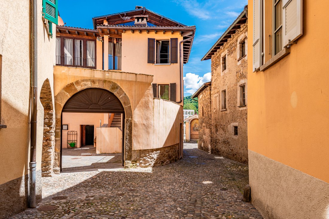 18th Century House In Origlio, Ticino, Switzerland For Sale (14530284)