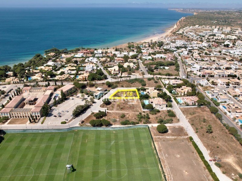 Land for sale in Lagos, Portugal — €590,000
