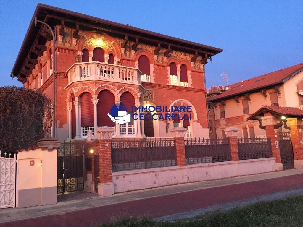 Villa in Marina di Massa Centro, Massa, Italy 3 - 14532424