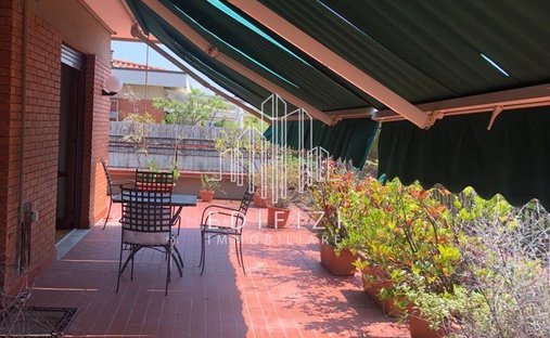 Penthouse in Ronchi, Massa, Italy 1