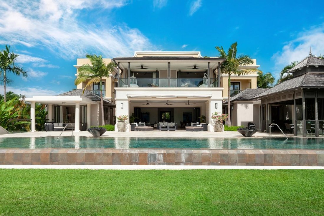 Villa in Apes Hill, Saint Andrew, Barbados 1 - 14534727