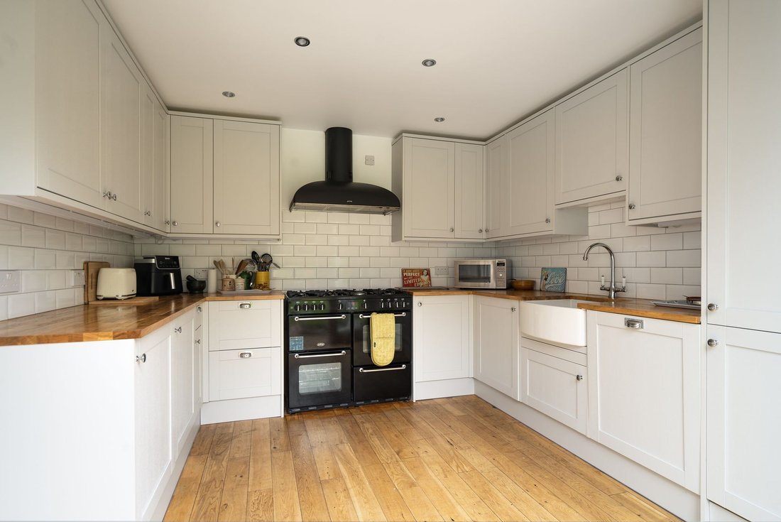 House in Caterham, South Godstone, England 2 - 14033484