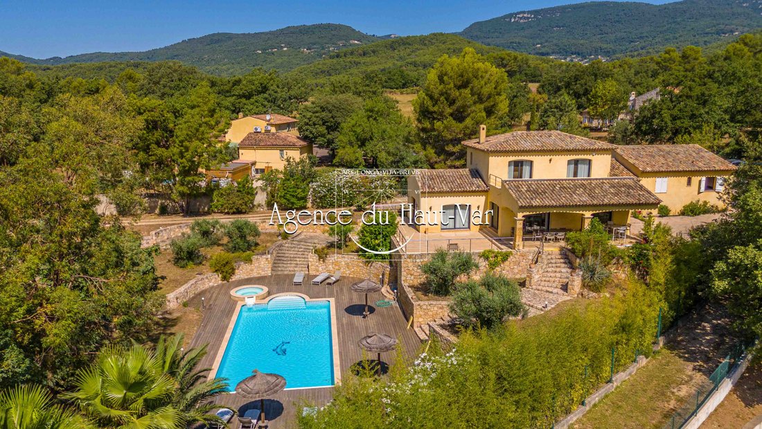 Villa in Seillans, Provence-Alpes-Côte d'Azur, France 2 - 14530411