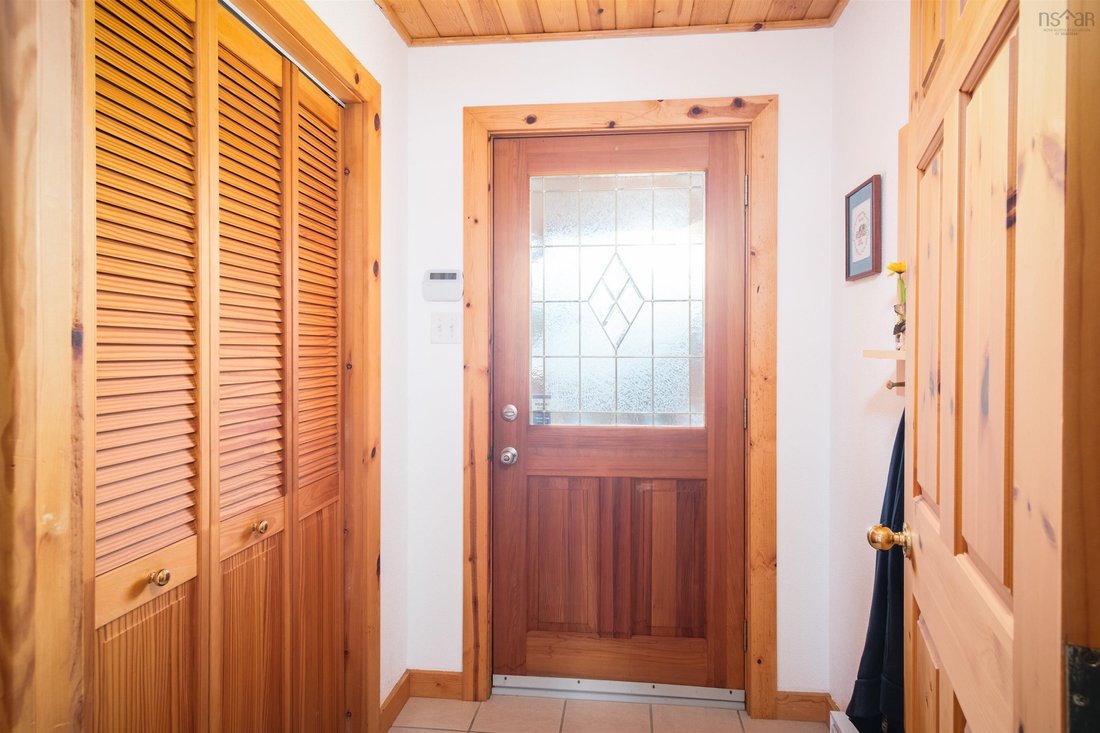House in Sonora, Nova Scotia, Canada 5 - 14532575