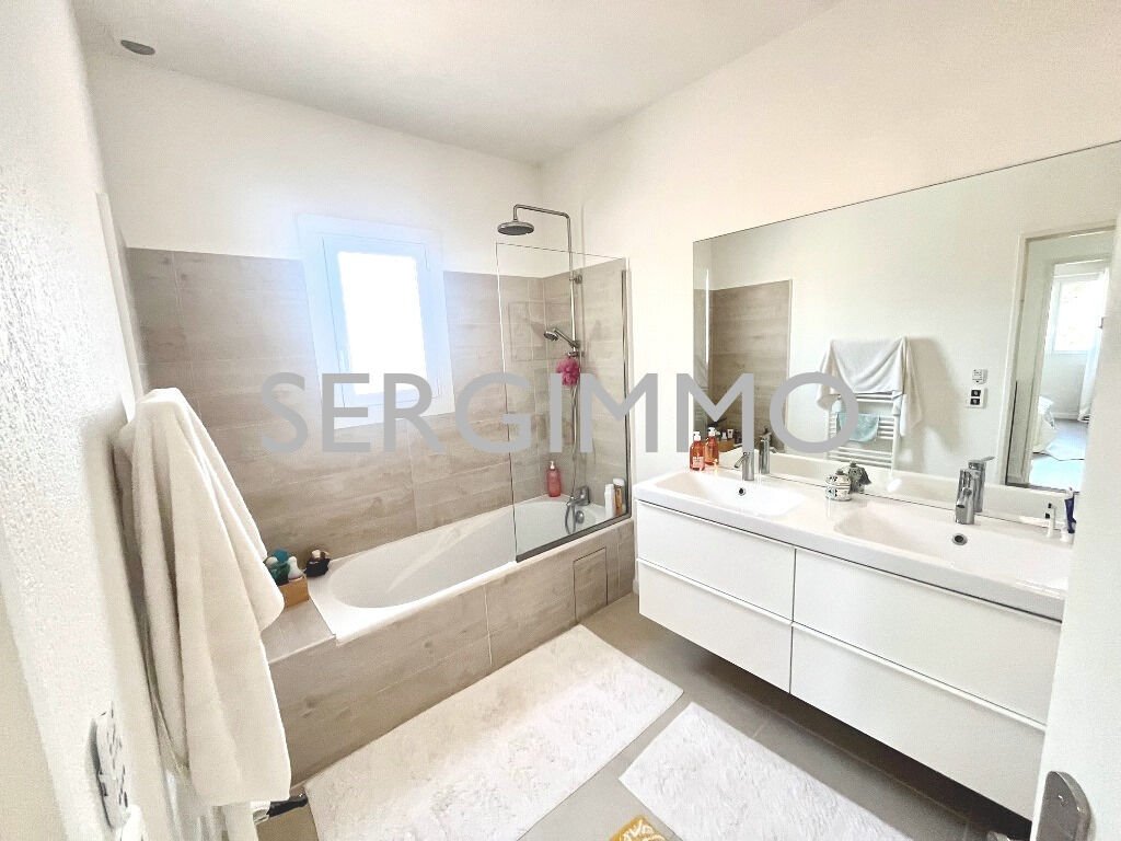 Villa in Fayence, Provence-Alpes-Côte d'Azur, France 3 - 14533748